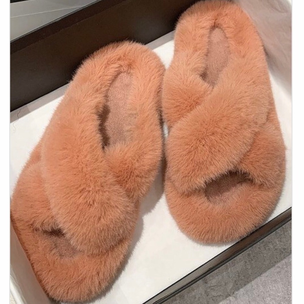 NEW Ultra Plush cozy fuzzy slides